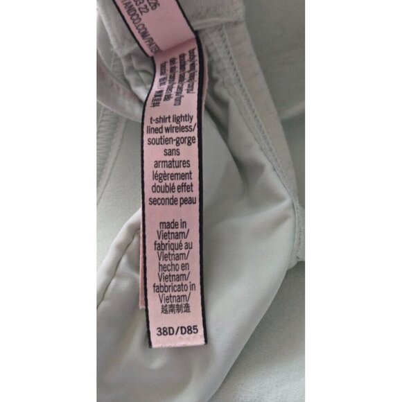 Victoria's Secret t shirt Wireless Lightly Lined green bra size 38D - Picture 8 of 8